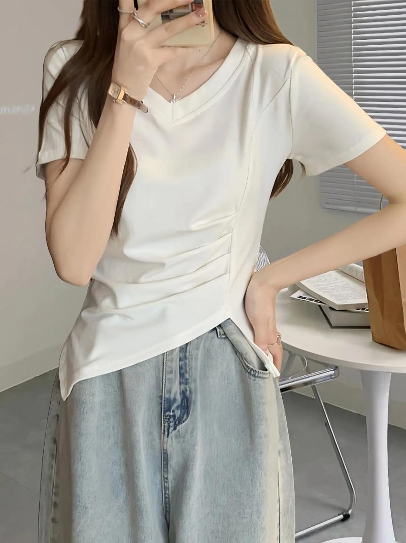 挖到寶了！收腰設計短袖上衣，柔軟舒適又親膚，姐妹必備！